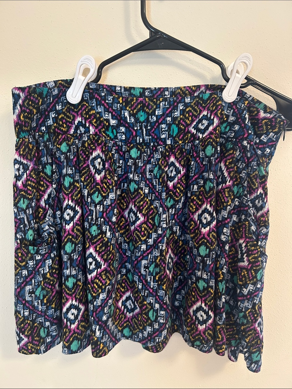 Forever 21 Multicolor Geometric Mini Skirt in Teal, Purple & Black